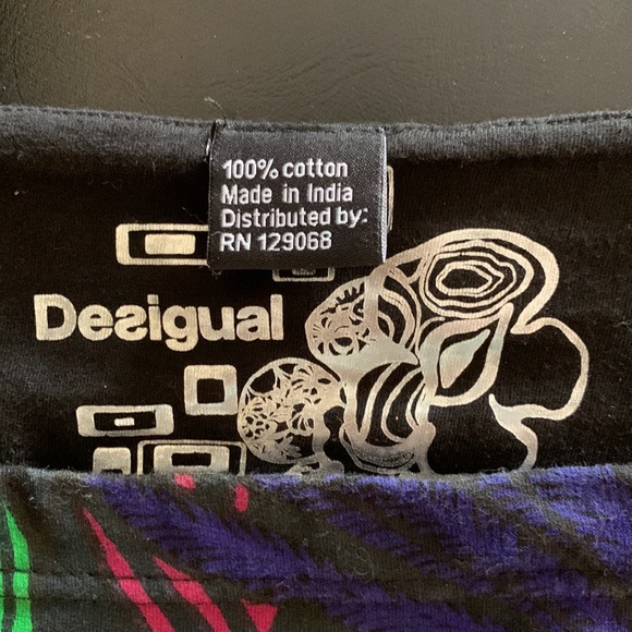 Desigual mini dress with long sleeves. - Picture 9 of 12